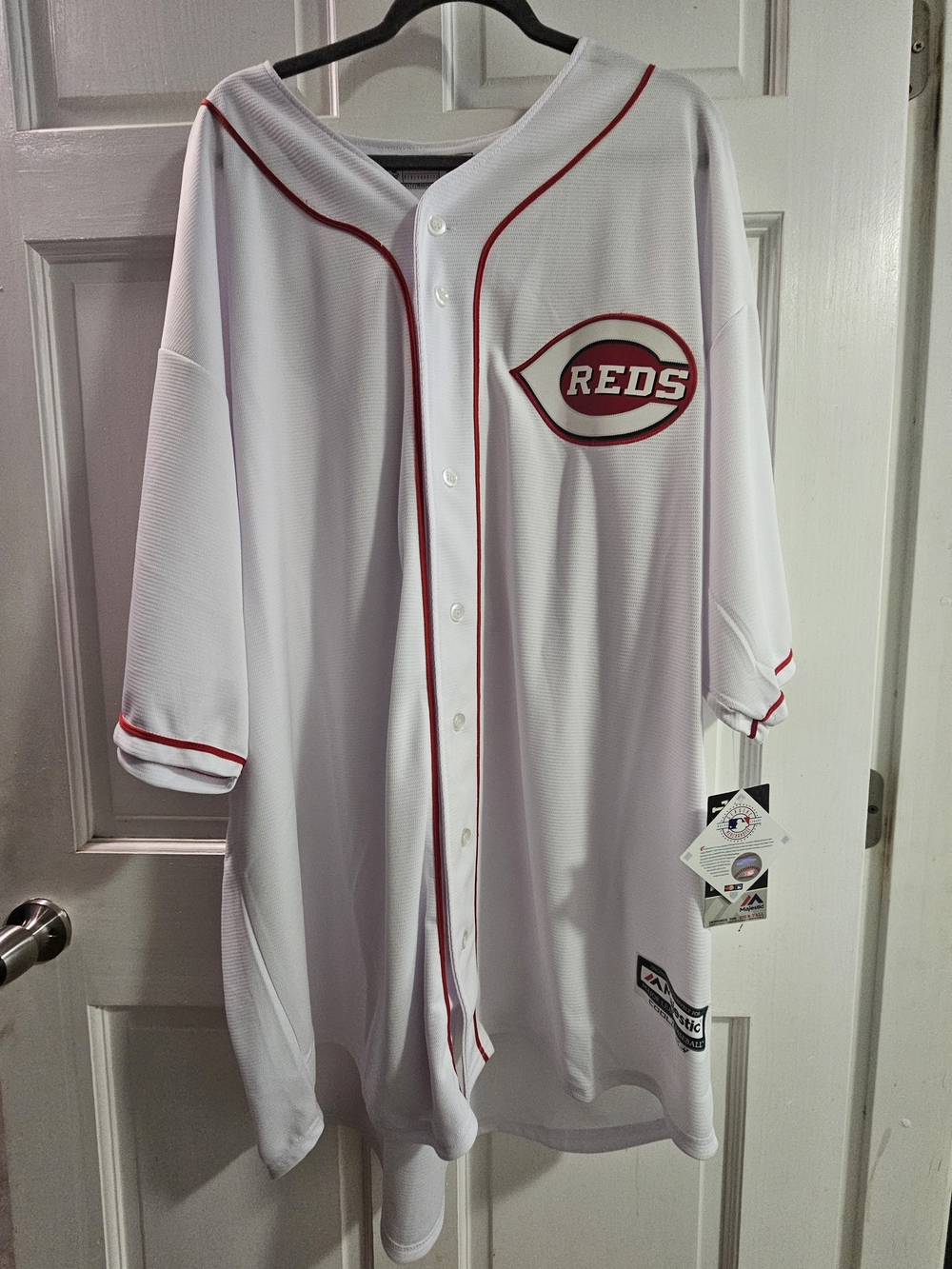 Majestic White Cincinnati Reds Baseball Jersey with Red Trim